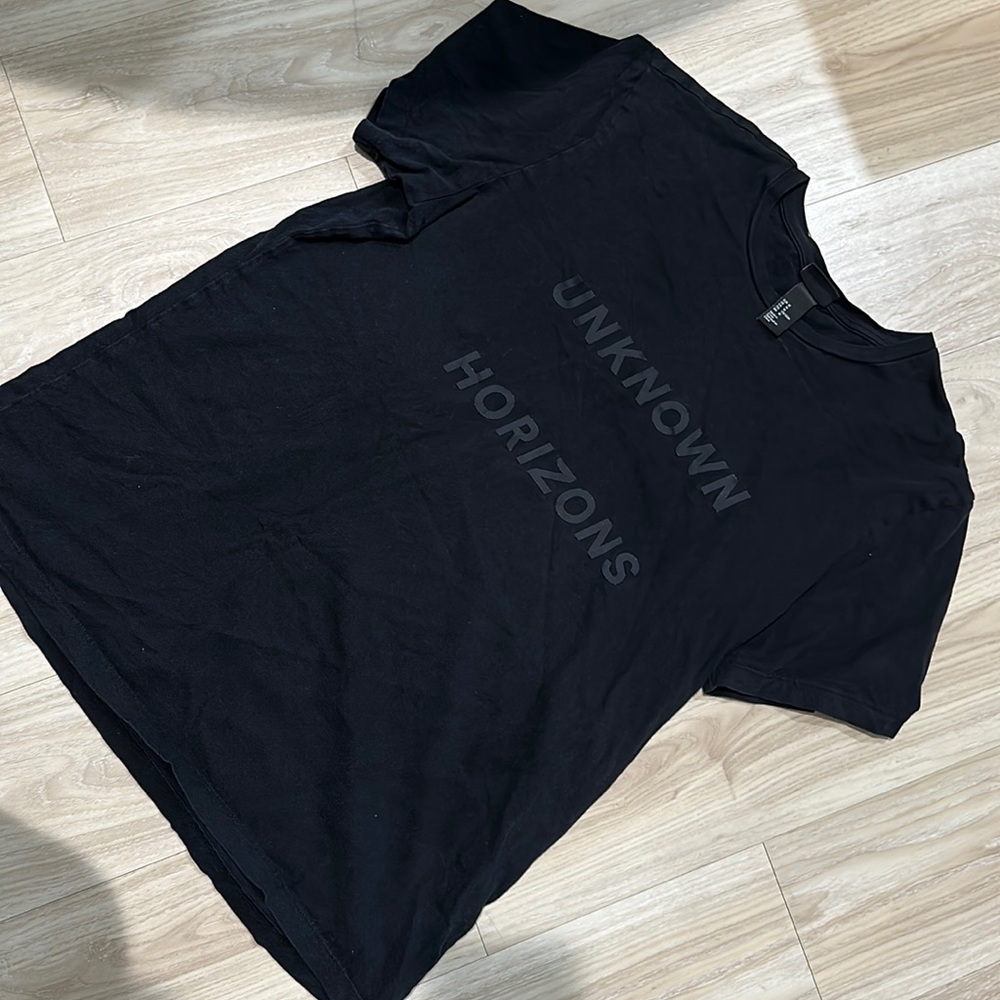 H&M men’s shirt size medium